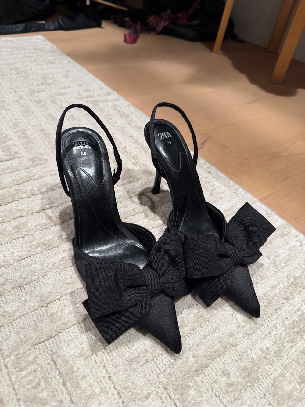 Zara Black Pointed-Toe Slingback Heels with Bow